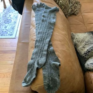 Betsyville Kneehighs